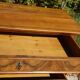 Commode en noyer et ronce de noyer style Louis Philippe