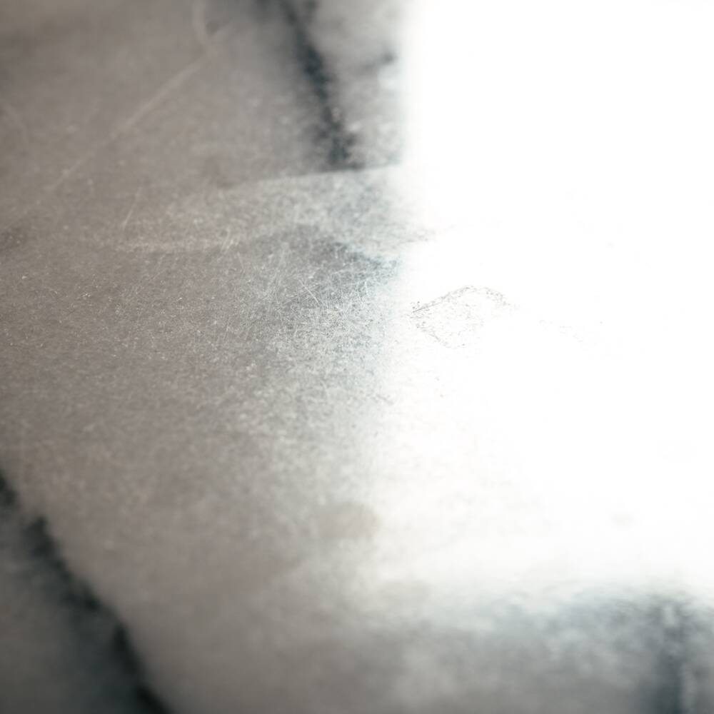 Table à manger ronde en marbre blanc dans le style d'Angelo Mangiarotti