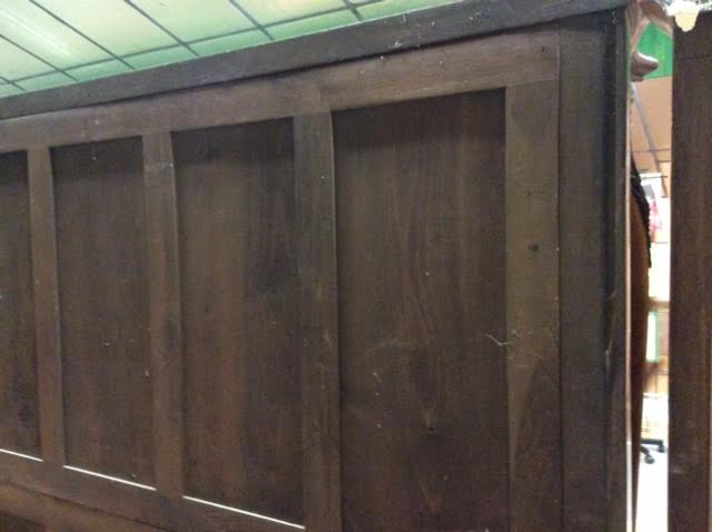 Armoire 2 portes avec marqueterie