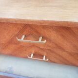 Commode vintage design chevrons