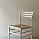 Paire de chaises vintage en bois blanc et paille
