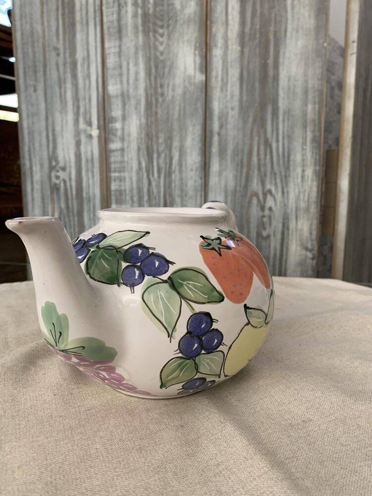 Vintage coloured ceramic jug in cream white with hand-painted decoration (Hungary)