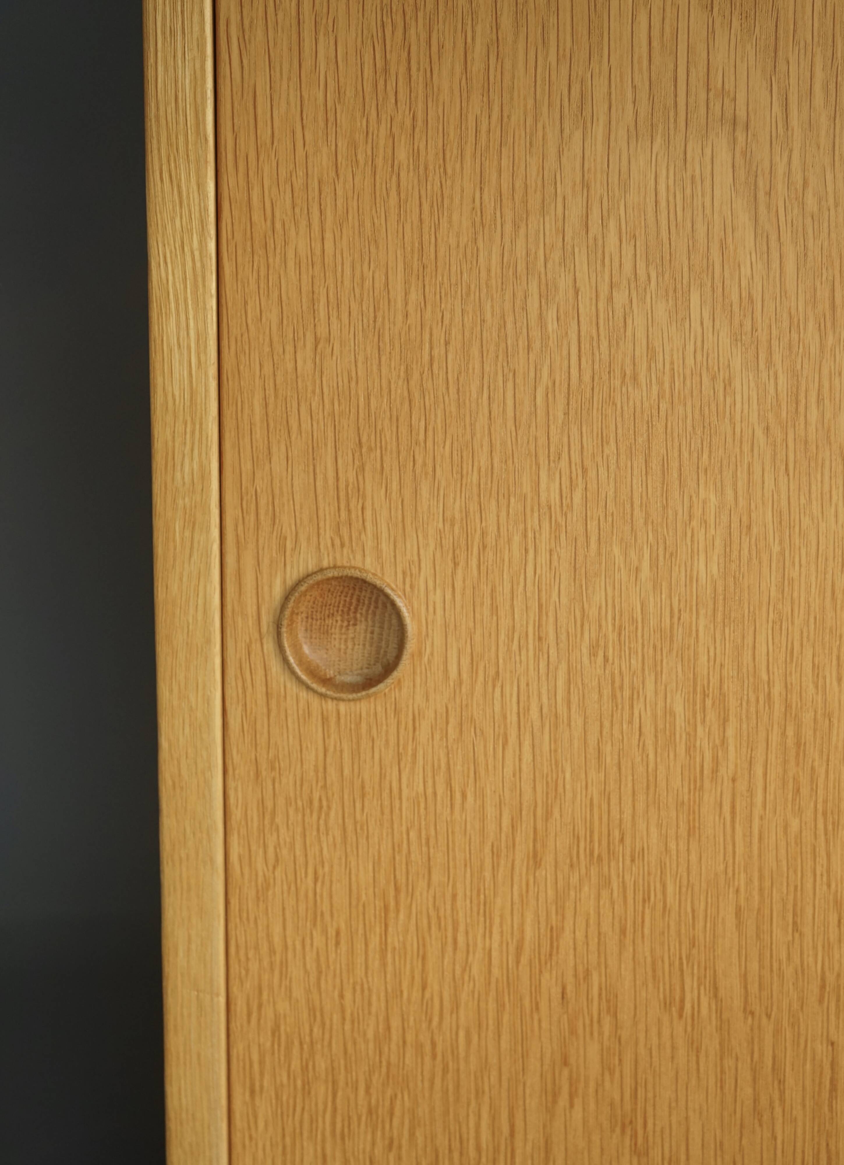 Oak Bookcase by Børge Mogensen for Karl Andersson & söner. Sweden, 1960s