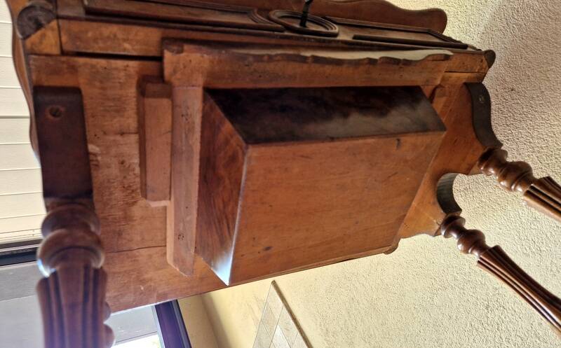 Work table in burl and burl veneer - Louis Philippe period, circa 1840