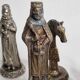 Vintage chess set in patinated metal alloy with a 39 cm chessboard from the 1980s.