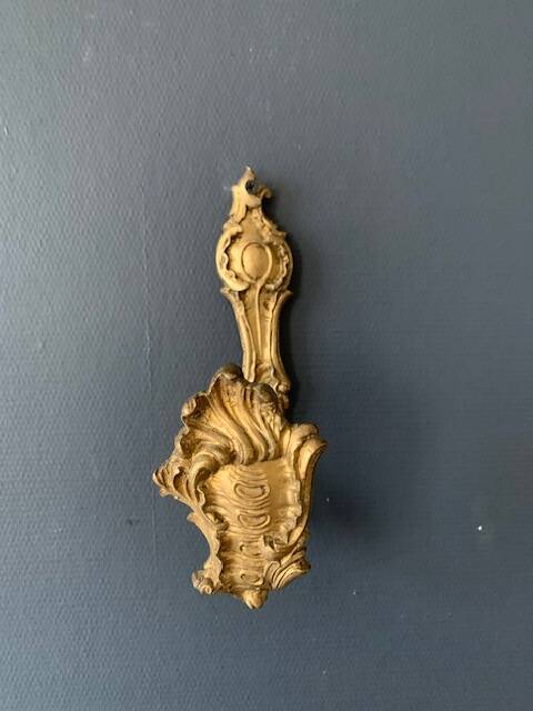 Pair of old gilded bronze curtain tiebacks, late 19th century