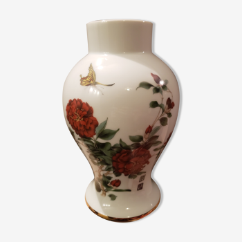 Limoges porcelain vase floral decoration