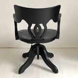 American office chair from the late 19th century