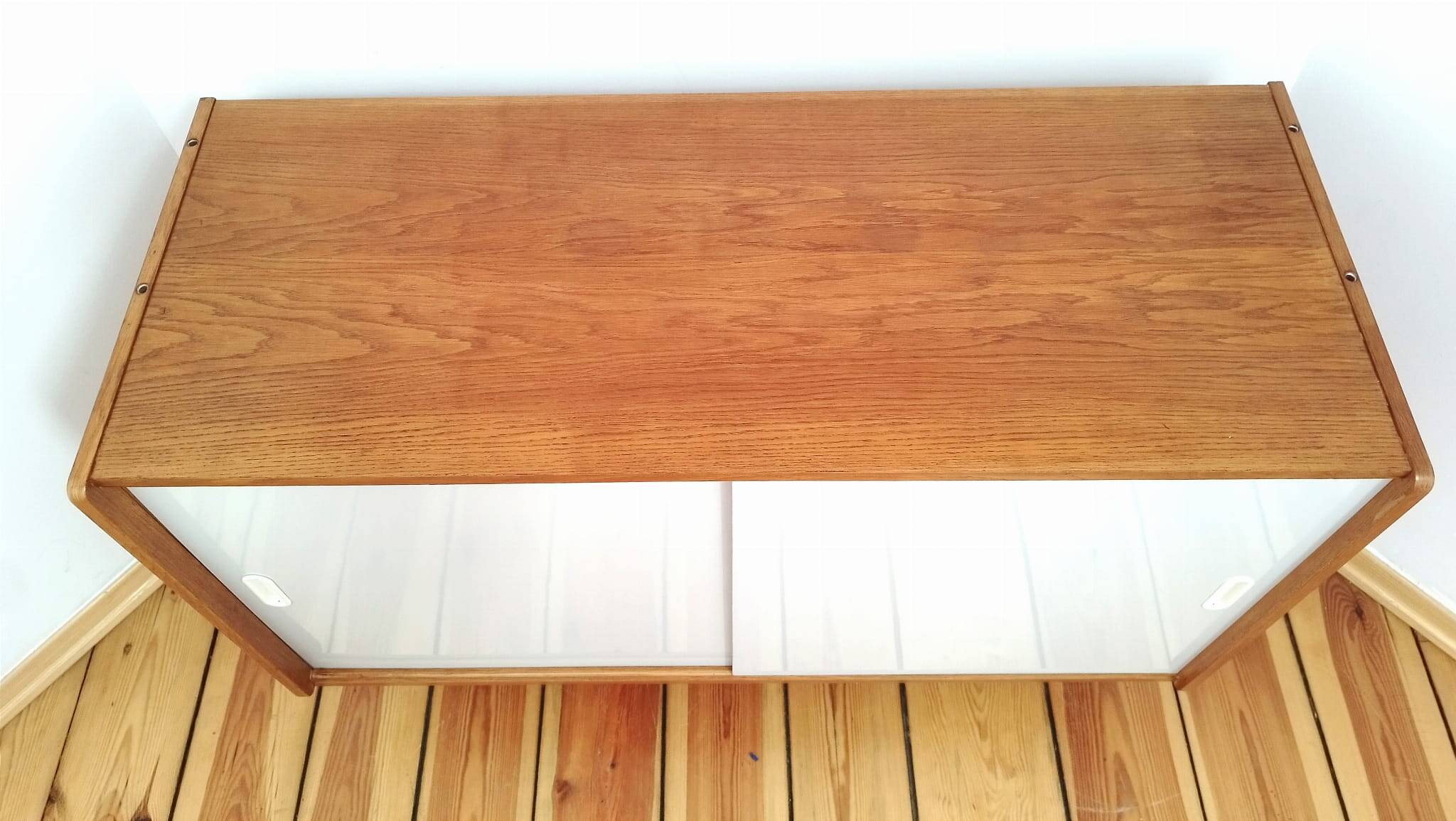 Czechoslovakian Cabinet attributed to J. Jiroutek for Interier Praha, 1960s