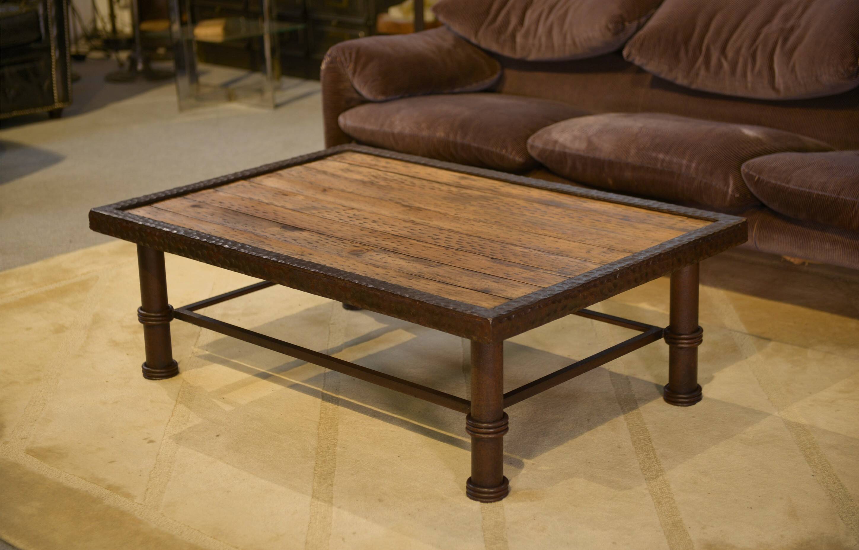 Table basse brutaliste bois et fer forgé 1960’s