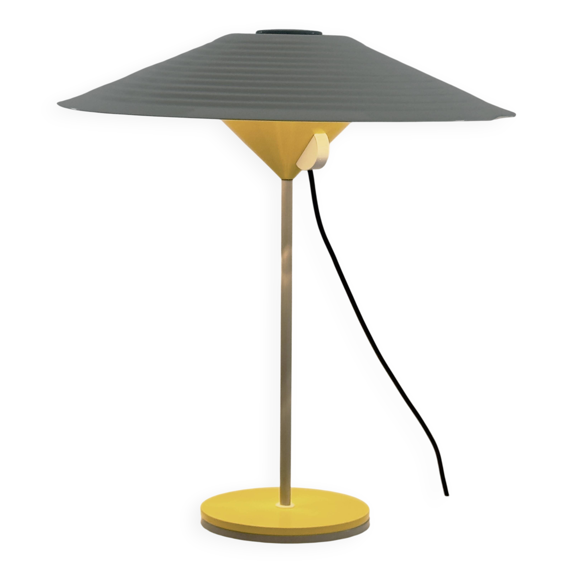 Martinelli Luce Table Lamp, Italy, 1980s – Yellow & Metal Shade