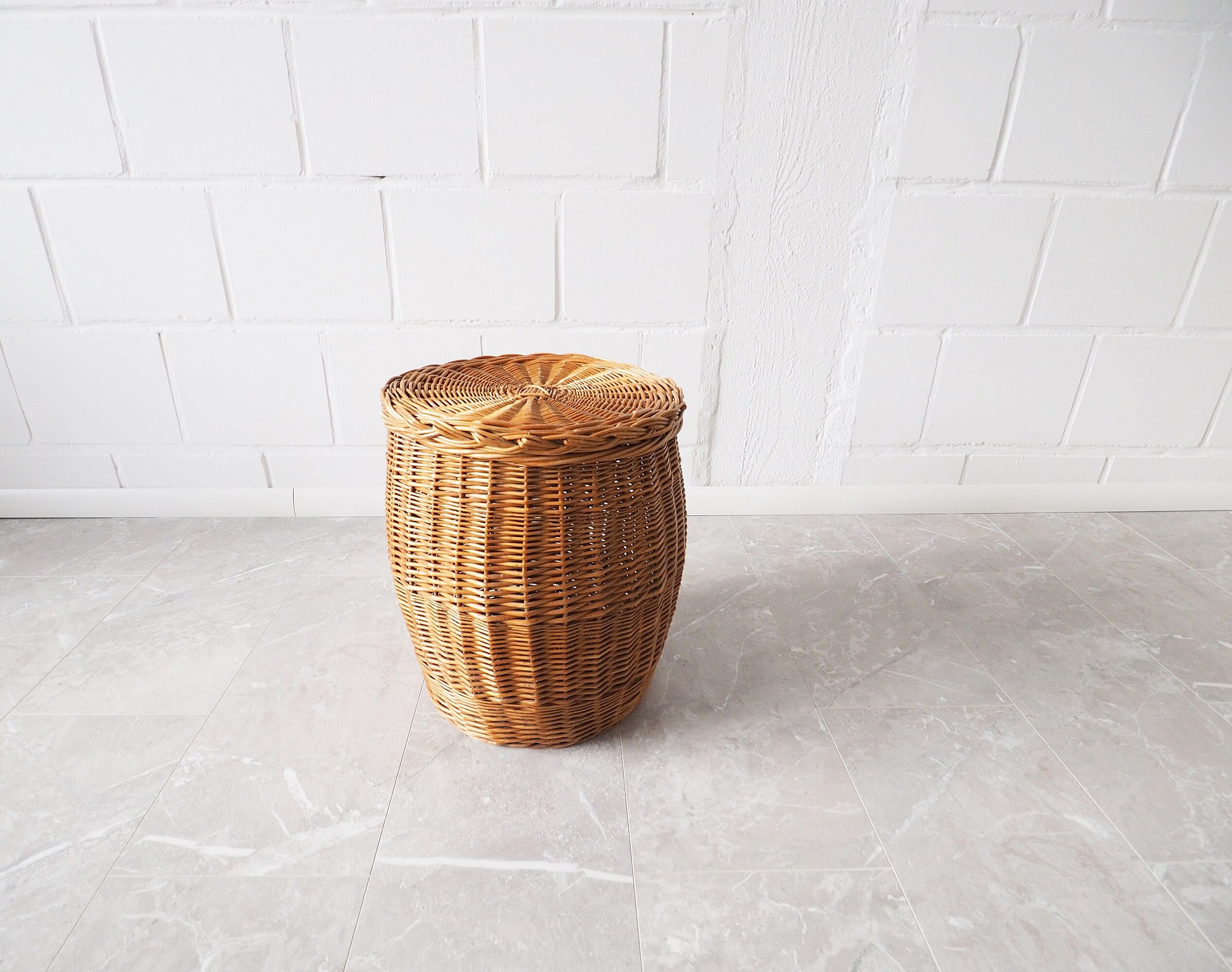 rattan basket with lid 70s