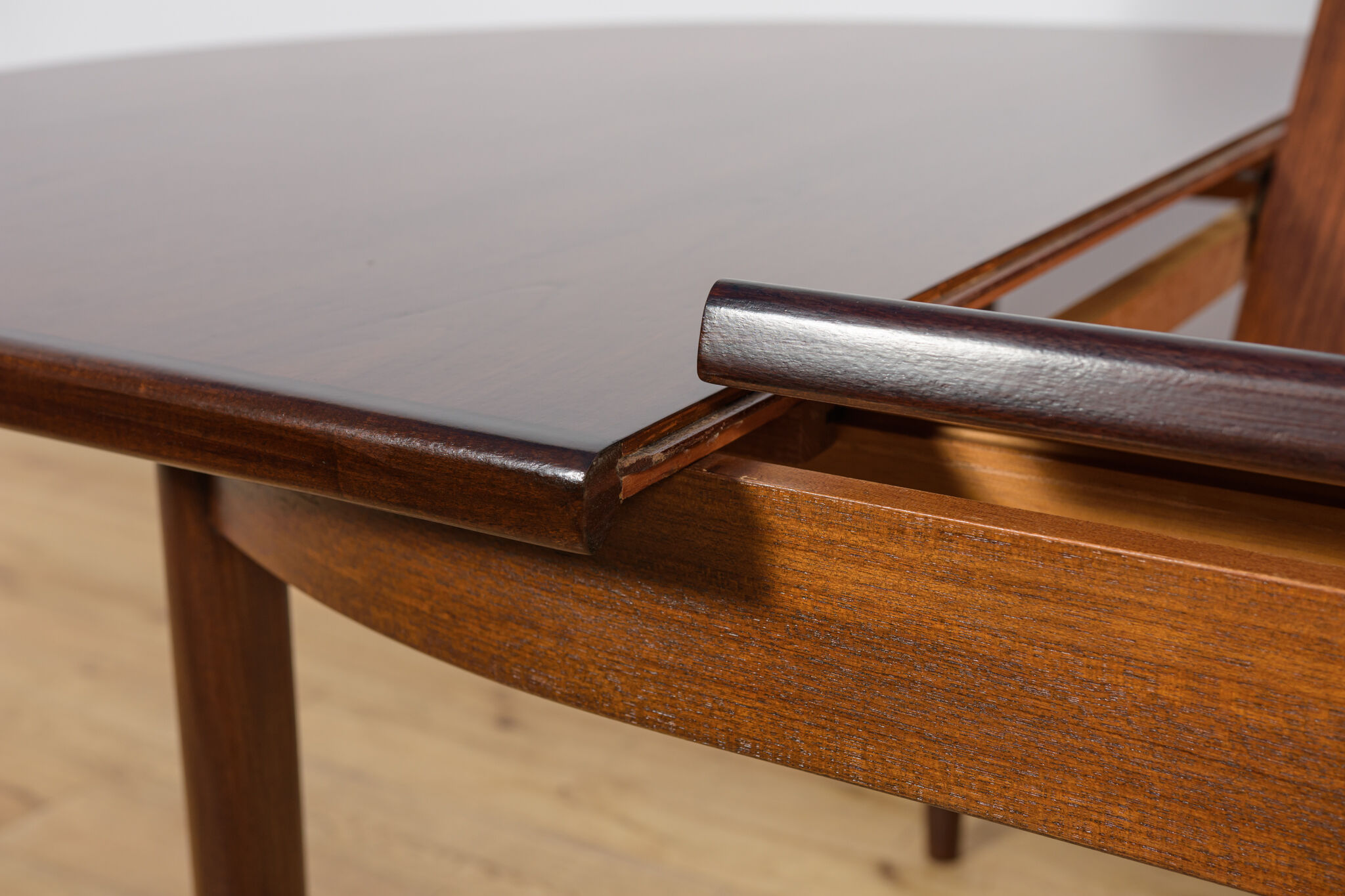 Mid-century modern teak oval dining table from G-Plan, United Kingdom, 1960s