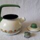 Enamelled metal and bakelite kettle 1950/1960