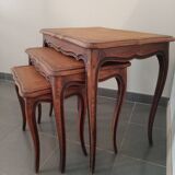 Nesting coffee tables