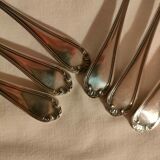 Lot 12 silver dessert forks