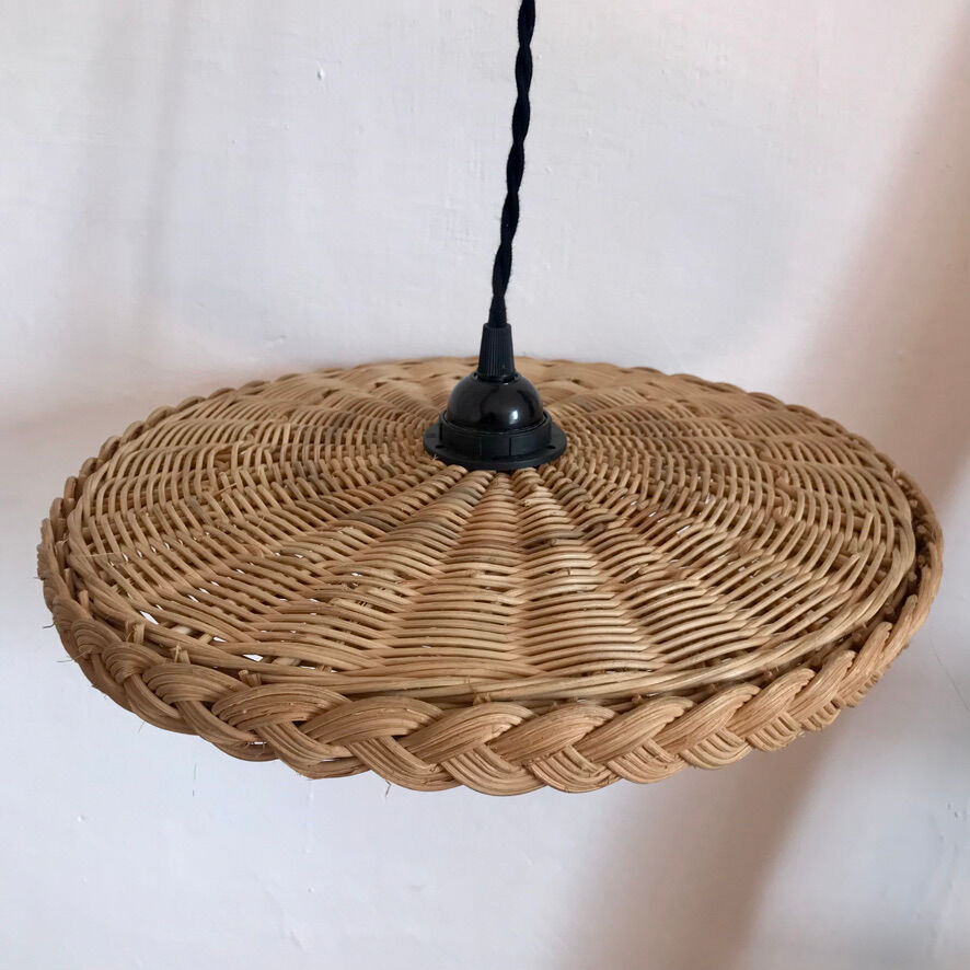 Rattan suspension