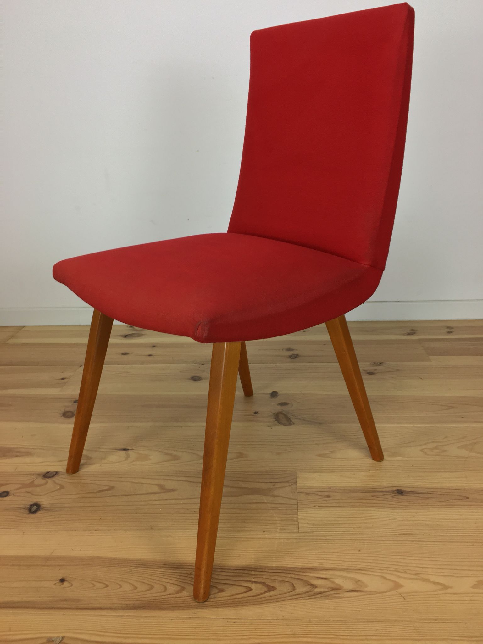 Chaise Steiner vintage années 60 rouge bois