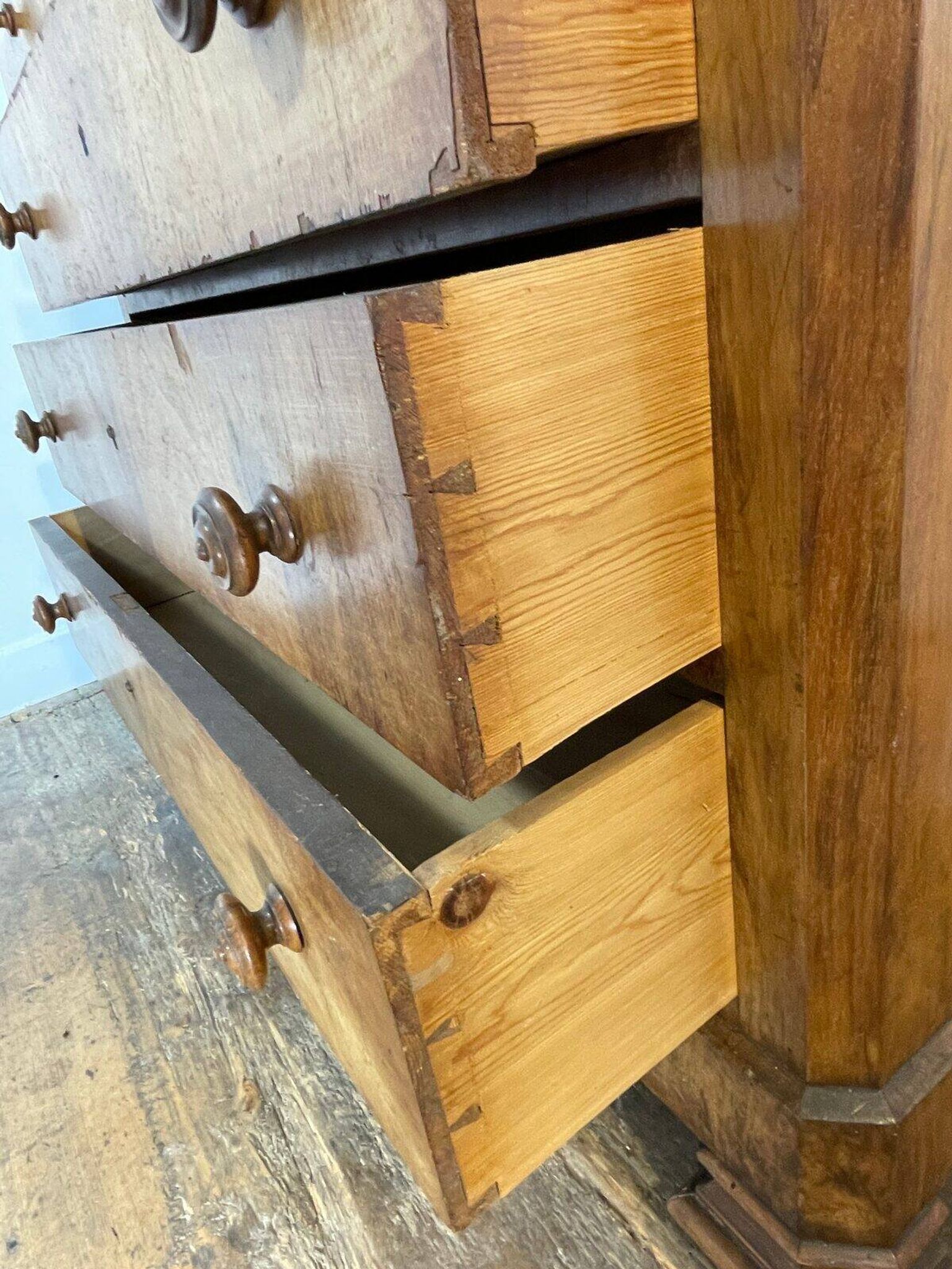 Antique walnut commode with marble top, 19th century.