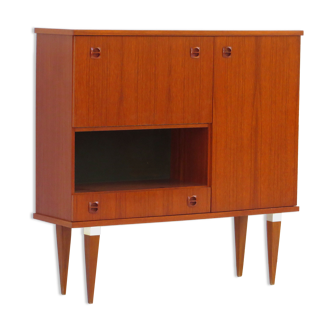 Mid century high quality Danish highboard buffet cabinet made of teak, 1960s