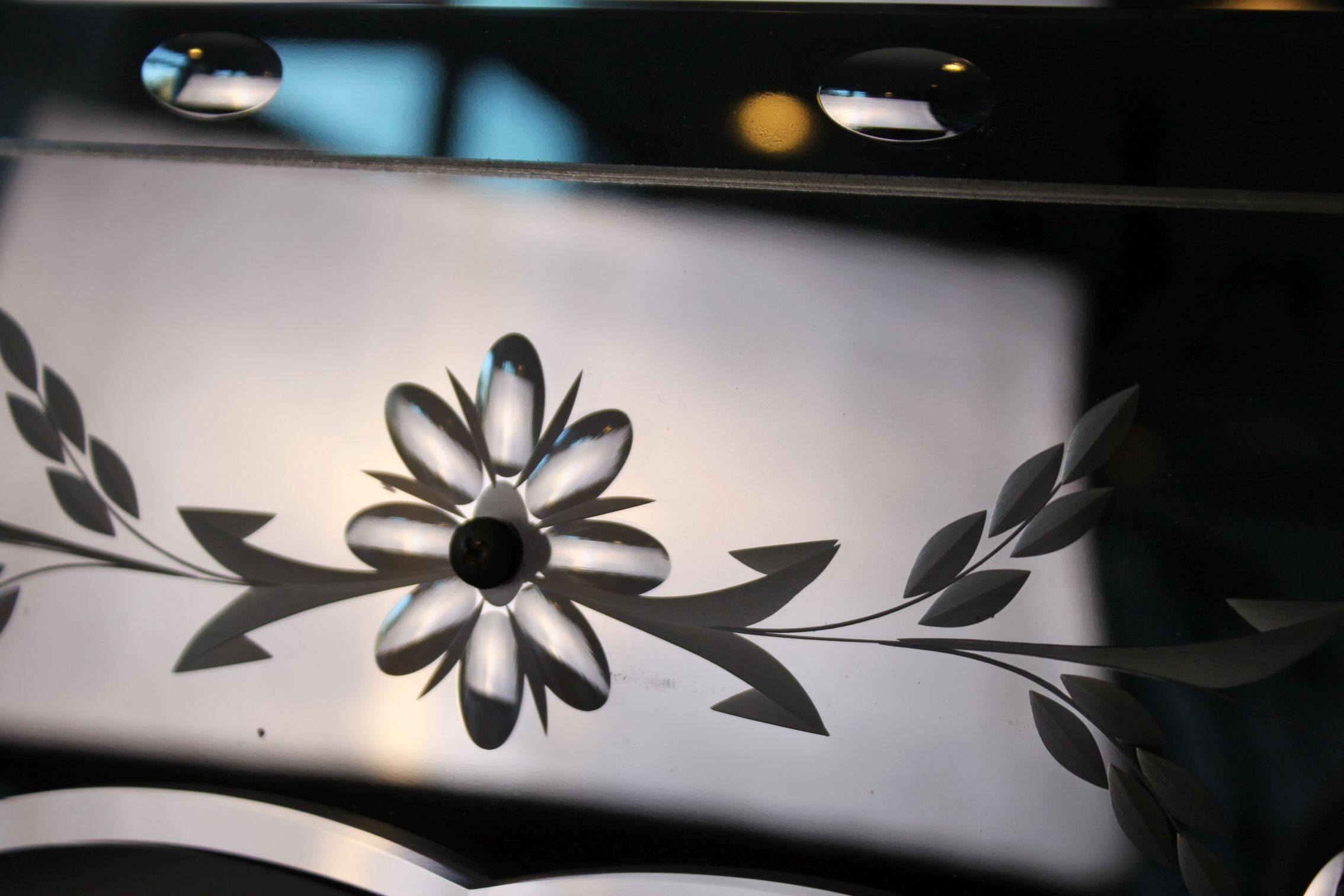 Vintage Venetian Style Faceted Mirror - 97x77cm
