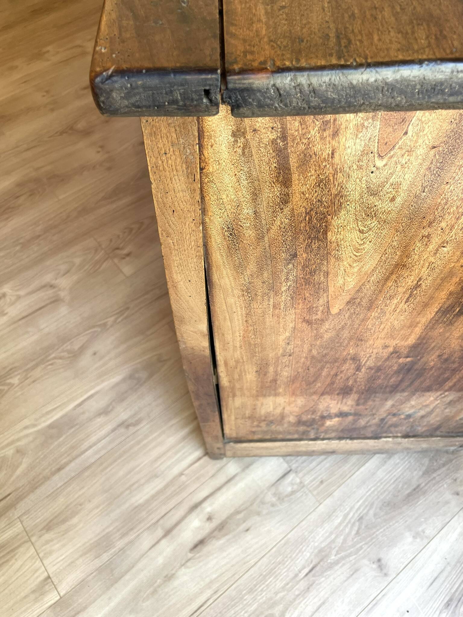 Buffet, very old, made of patinated solid wood - 19th century / early 20th century