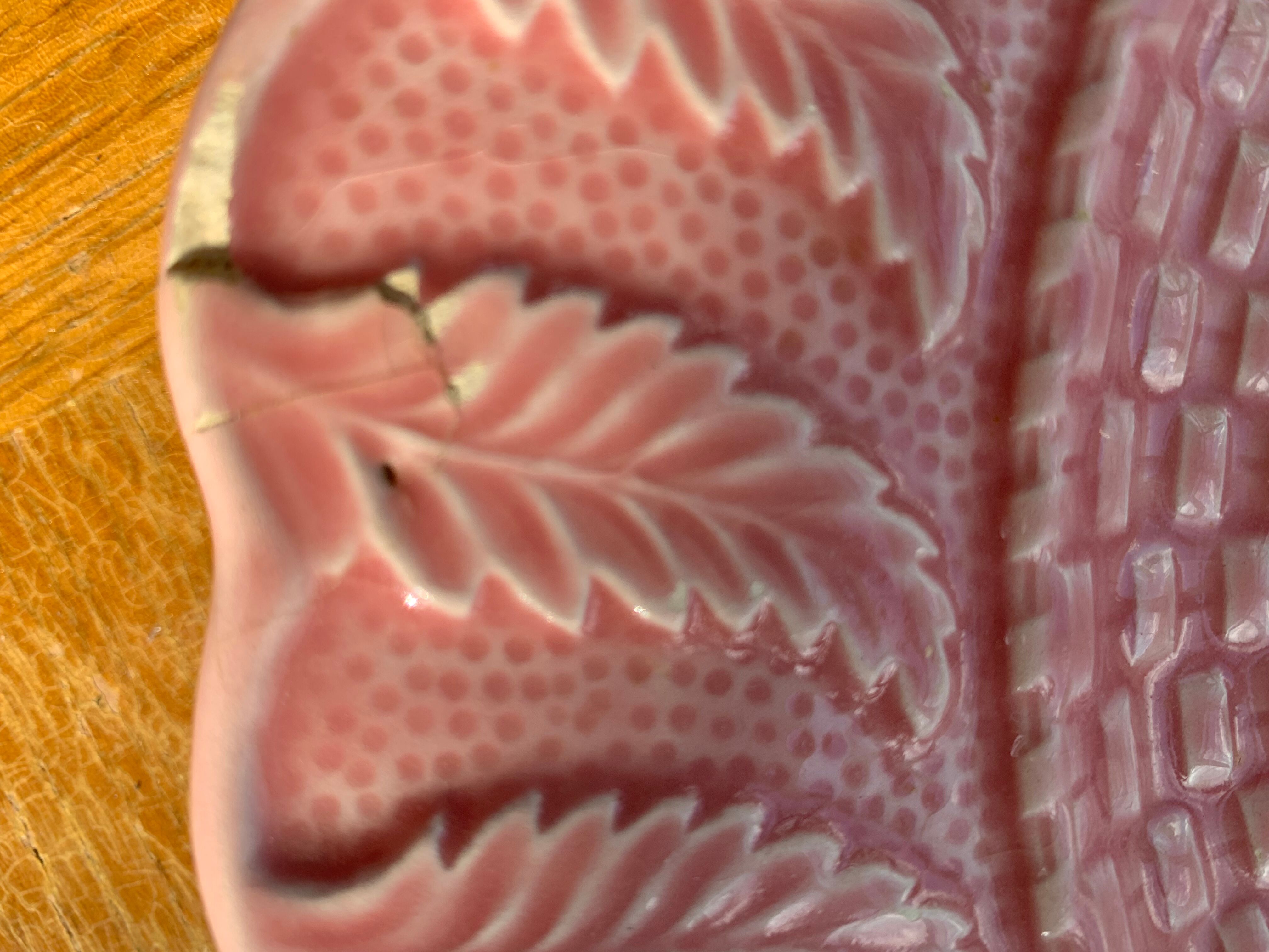 Plat à gâteaux en barbotine céramique