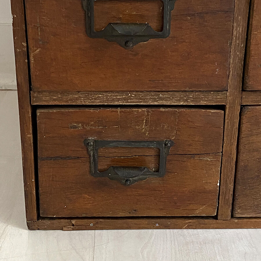 Cabinet with drawers