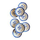 Lot de 8 assiettes creuses anciennes, décors de fleurs bleues