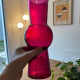 Set of 2 vintage pink vases