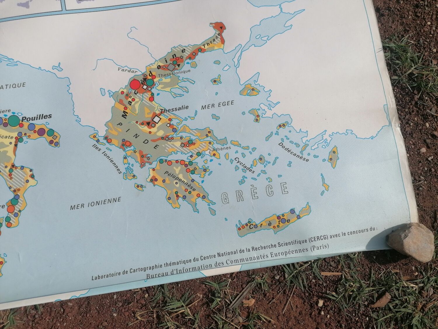 Old big map Hatier: The European community. 154 x 115 cm.
