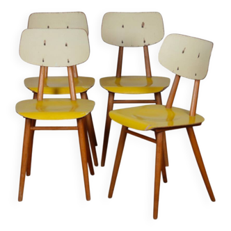 Ensemble de 4 chaises produites par Ton, 1960