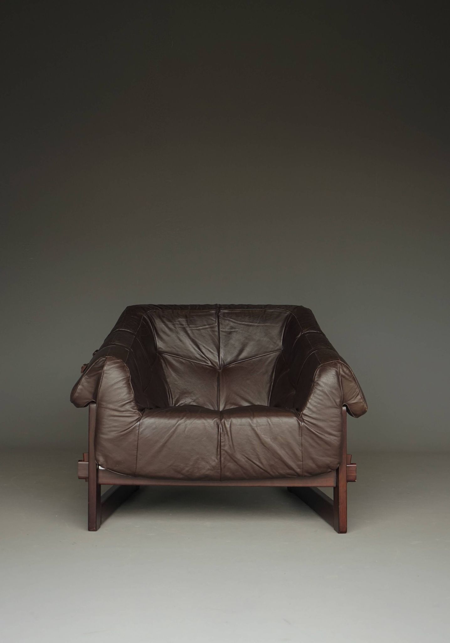 Rare pair of model MP-91 leather lounge chairs by Percival Lafer