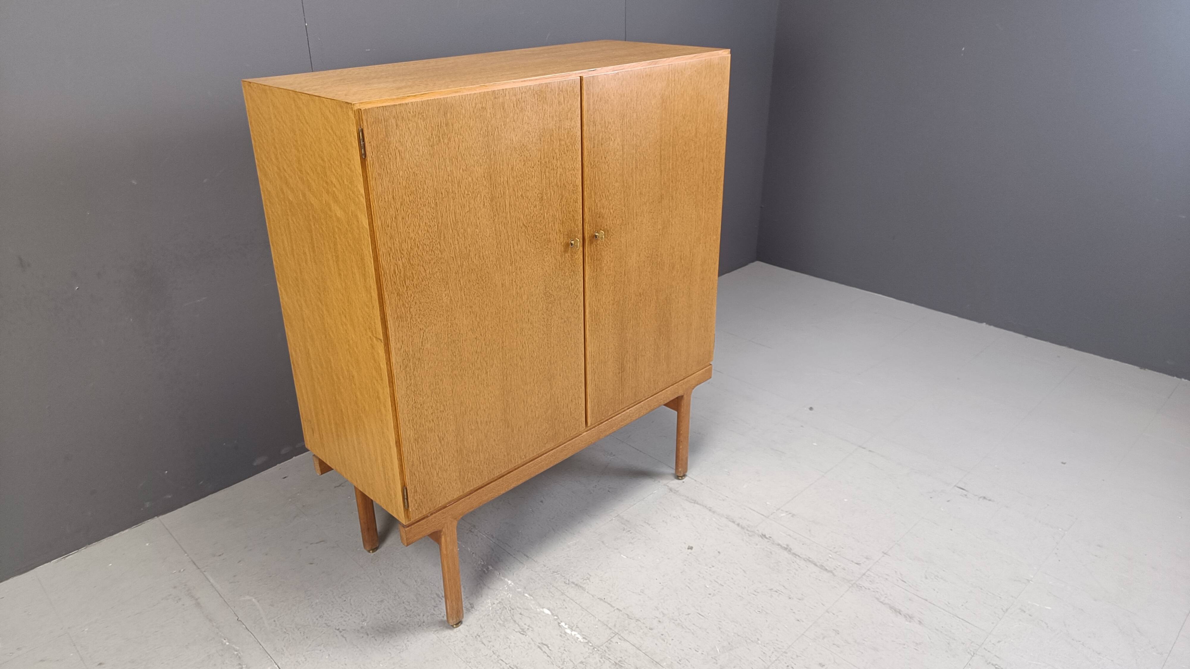 Vintage cabinet by Jos De Mey for Vandenberghe Pauvers, 1960s