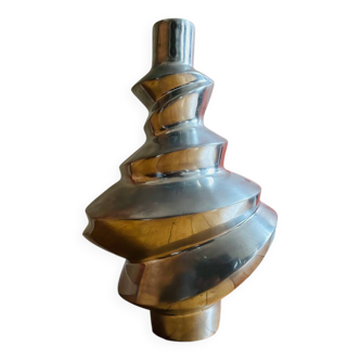 Vase en métal