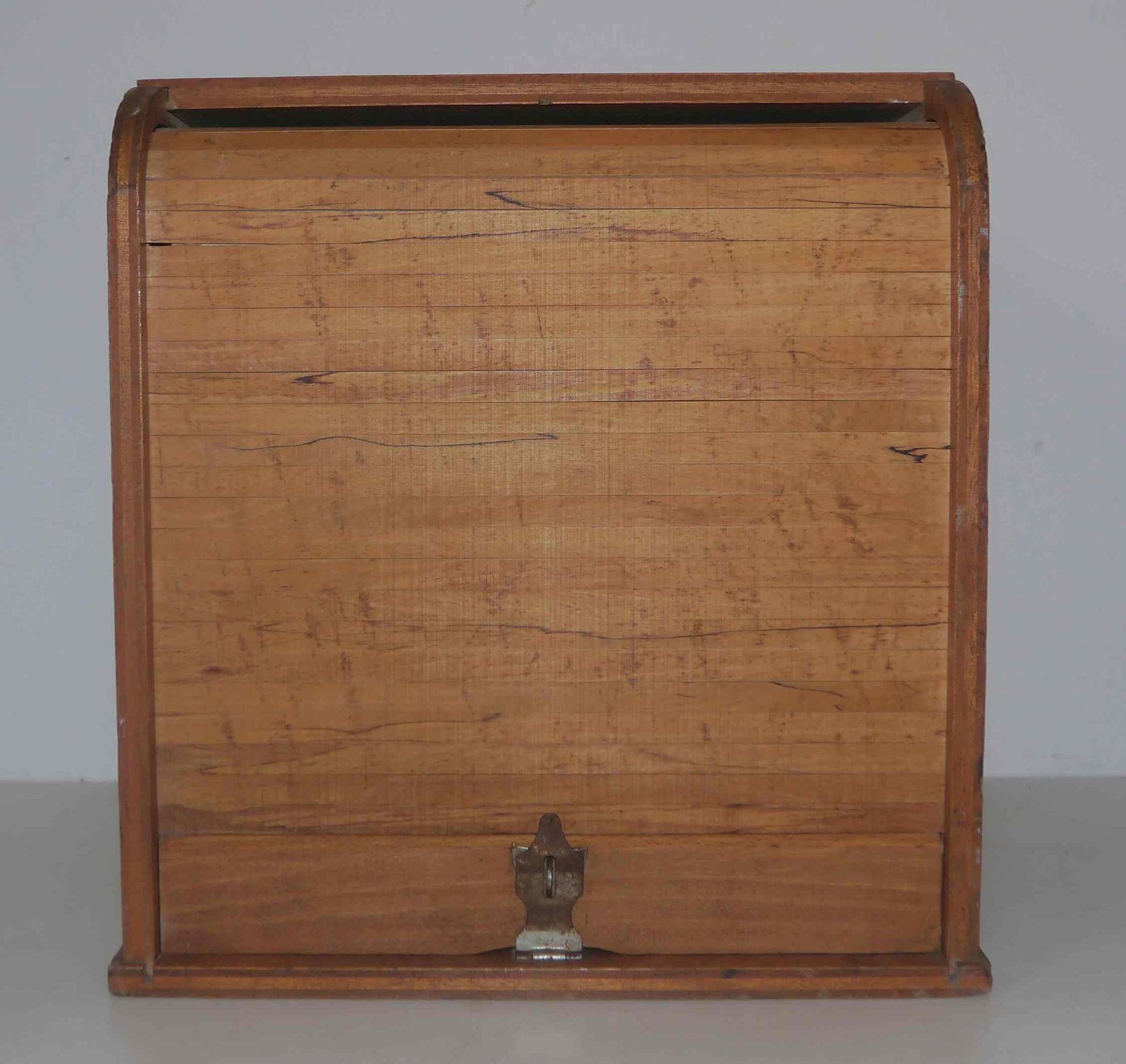Meuble casier professionnel « holy »