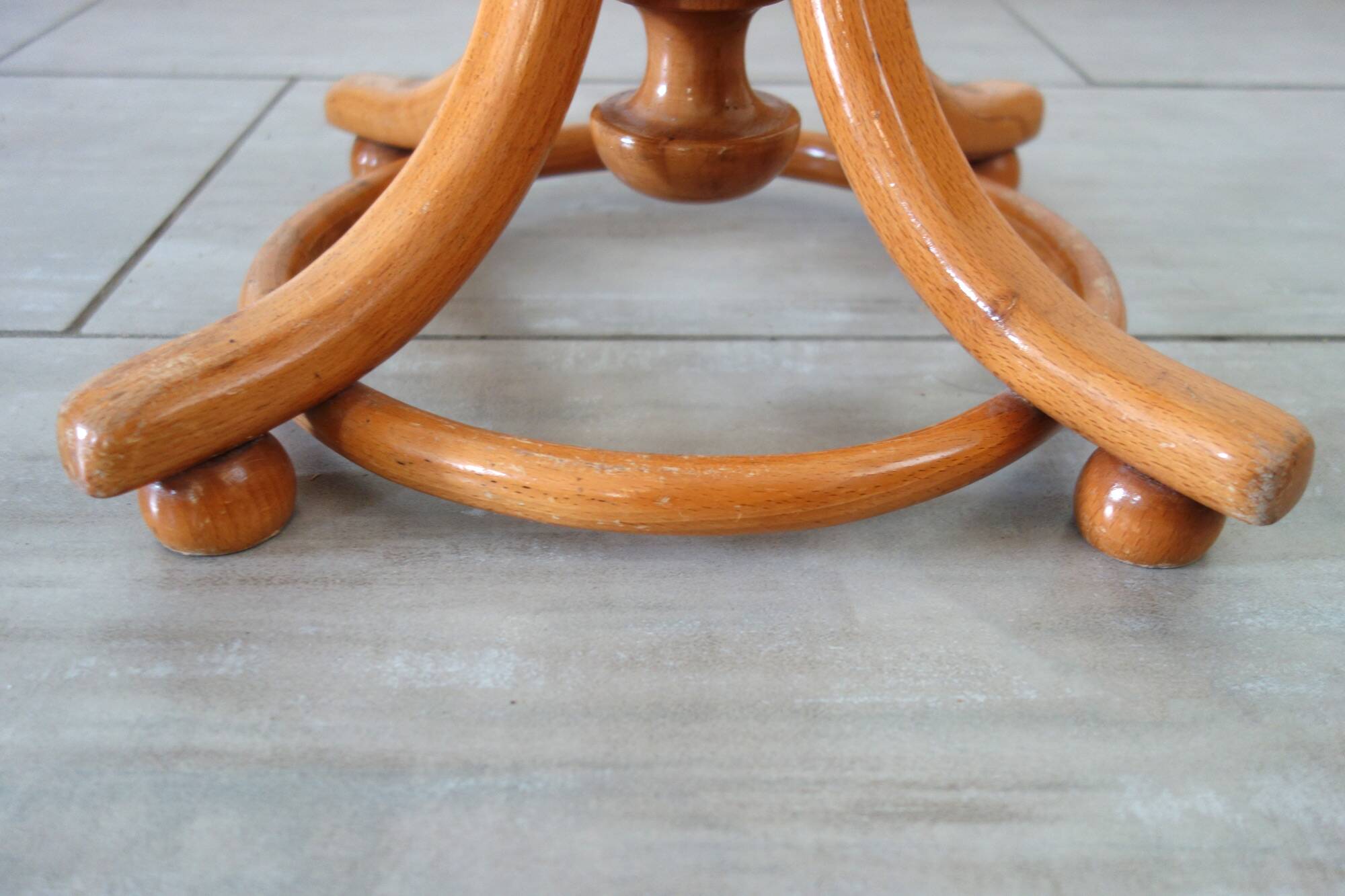 Piano stool, dlg Thonet, 1920s