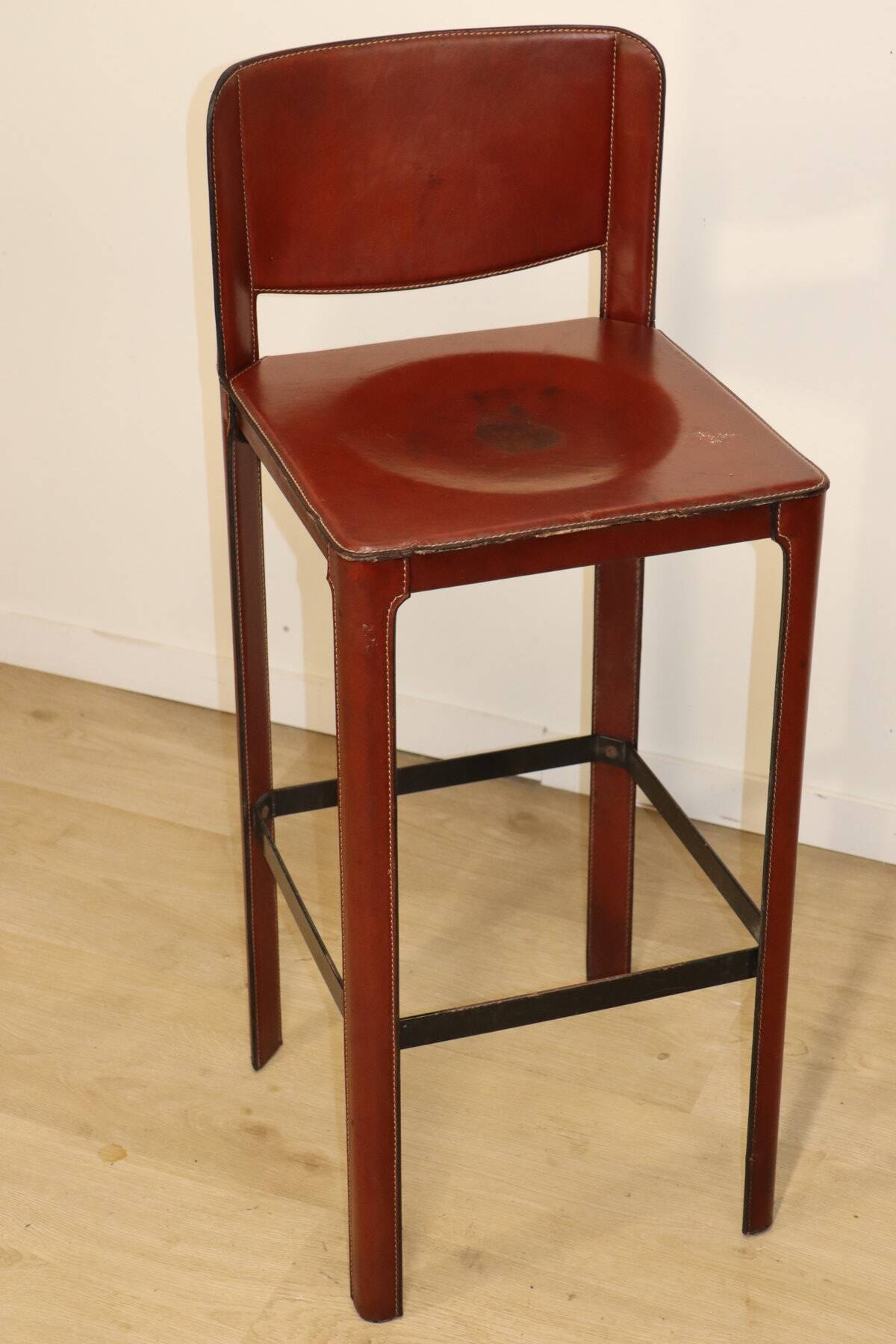 Matteo Grassi high stool in leather and metal