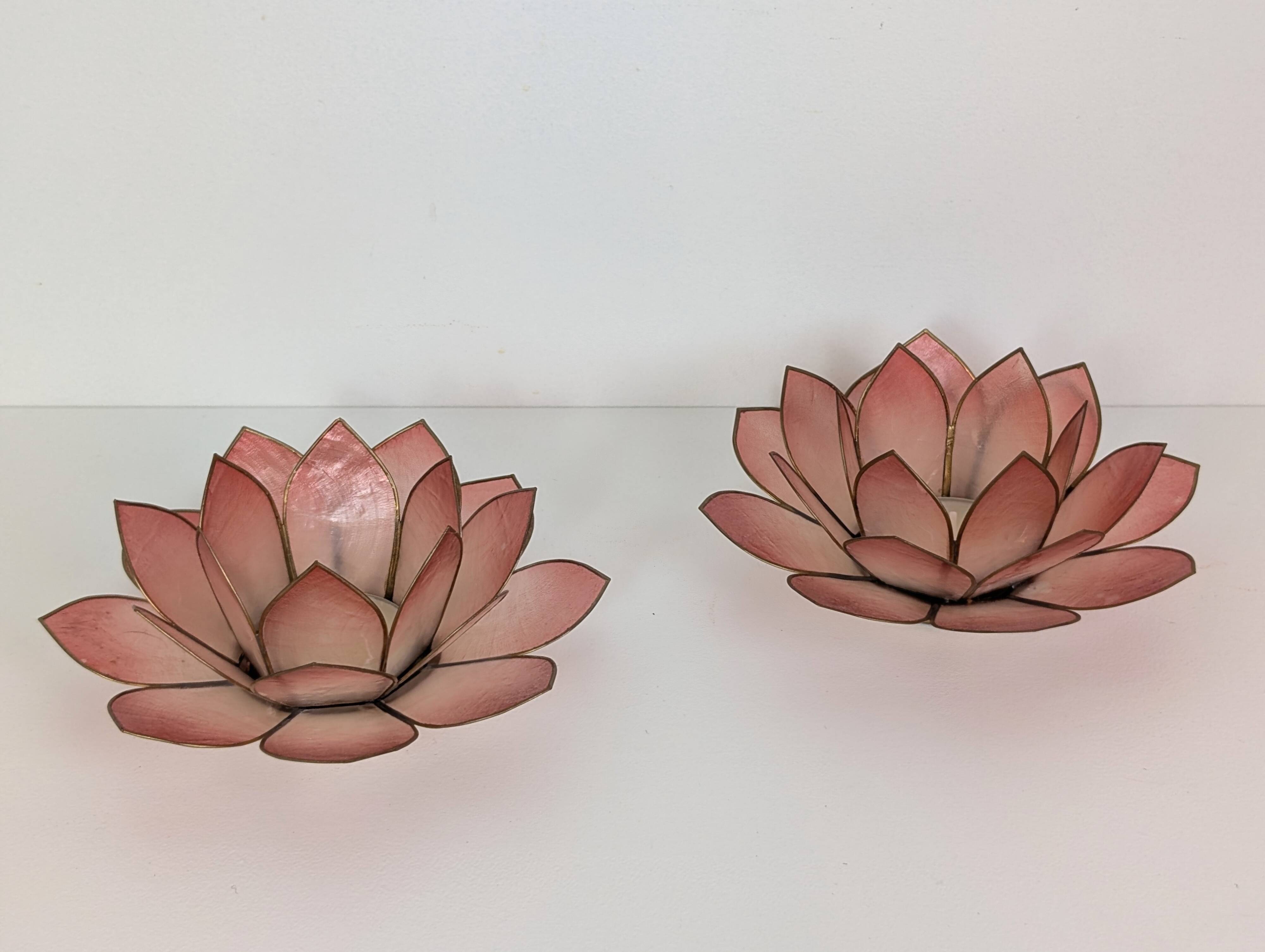 Mother-of-pearl flower candle holders
