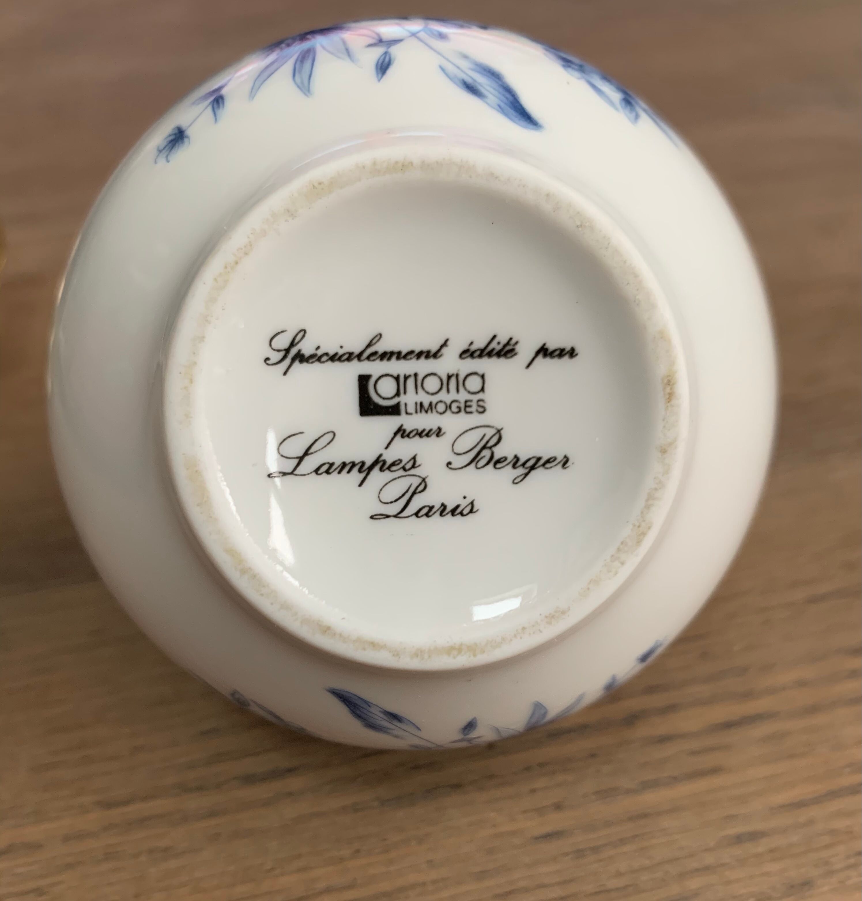 Paris shepherd lamp specially edited by Artoria Limoges