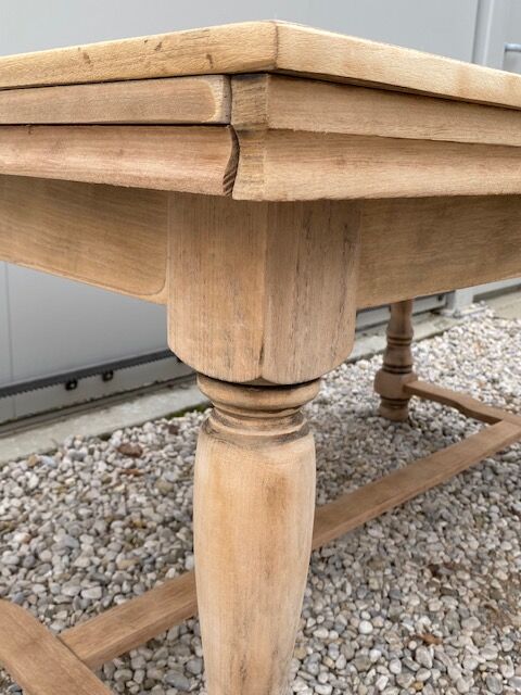 Sanded farmhouse table extension up to 2.54m