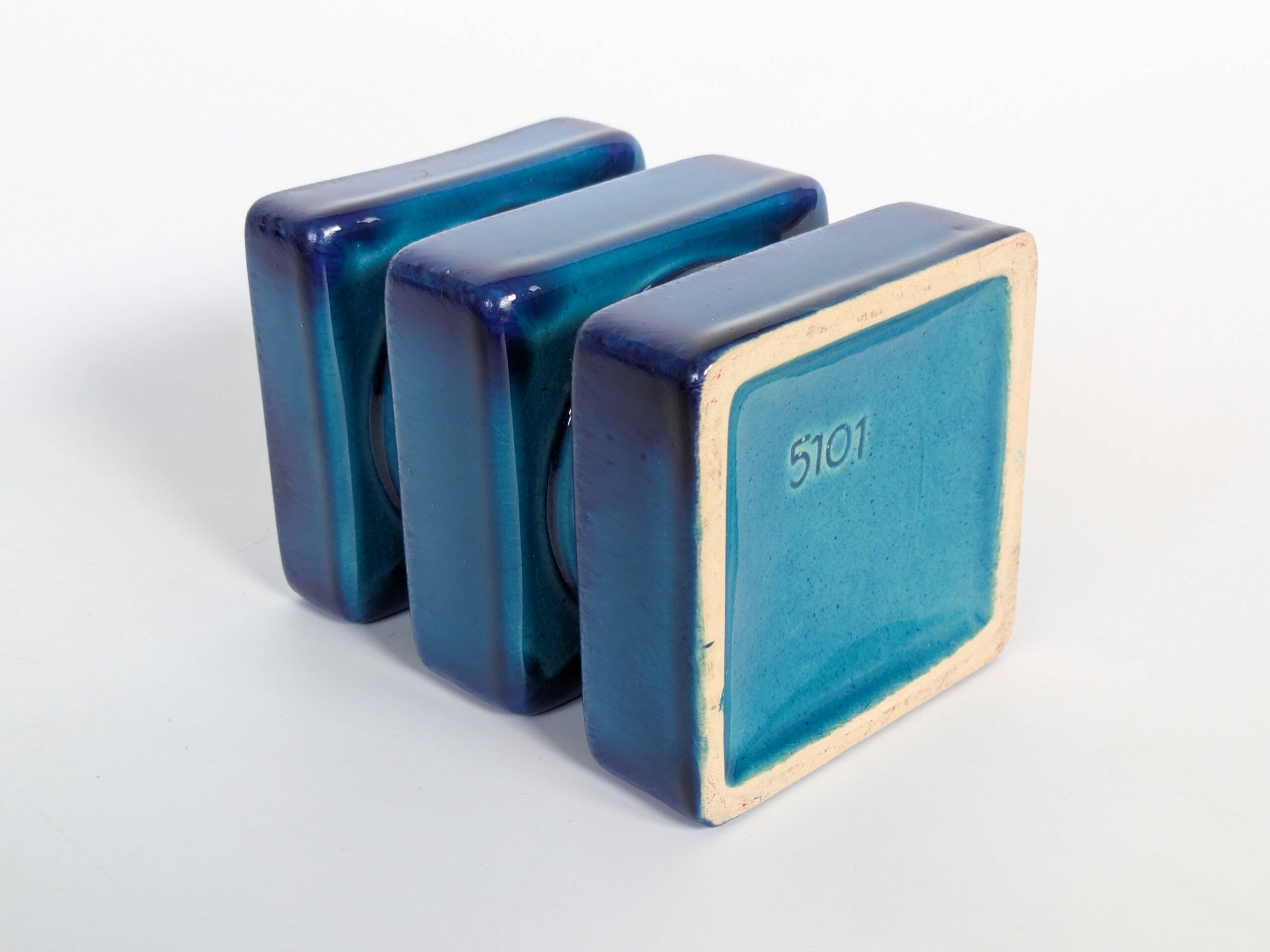 Cari Zalloni vase for Steuler, model 5101, Blue Space Age Ceramic