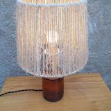 Lampe a poser en céramique signé Belka, Danemark abat jour en corde