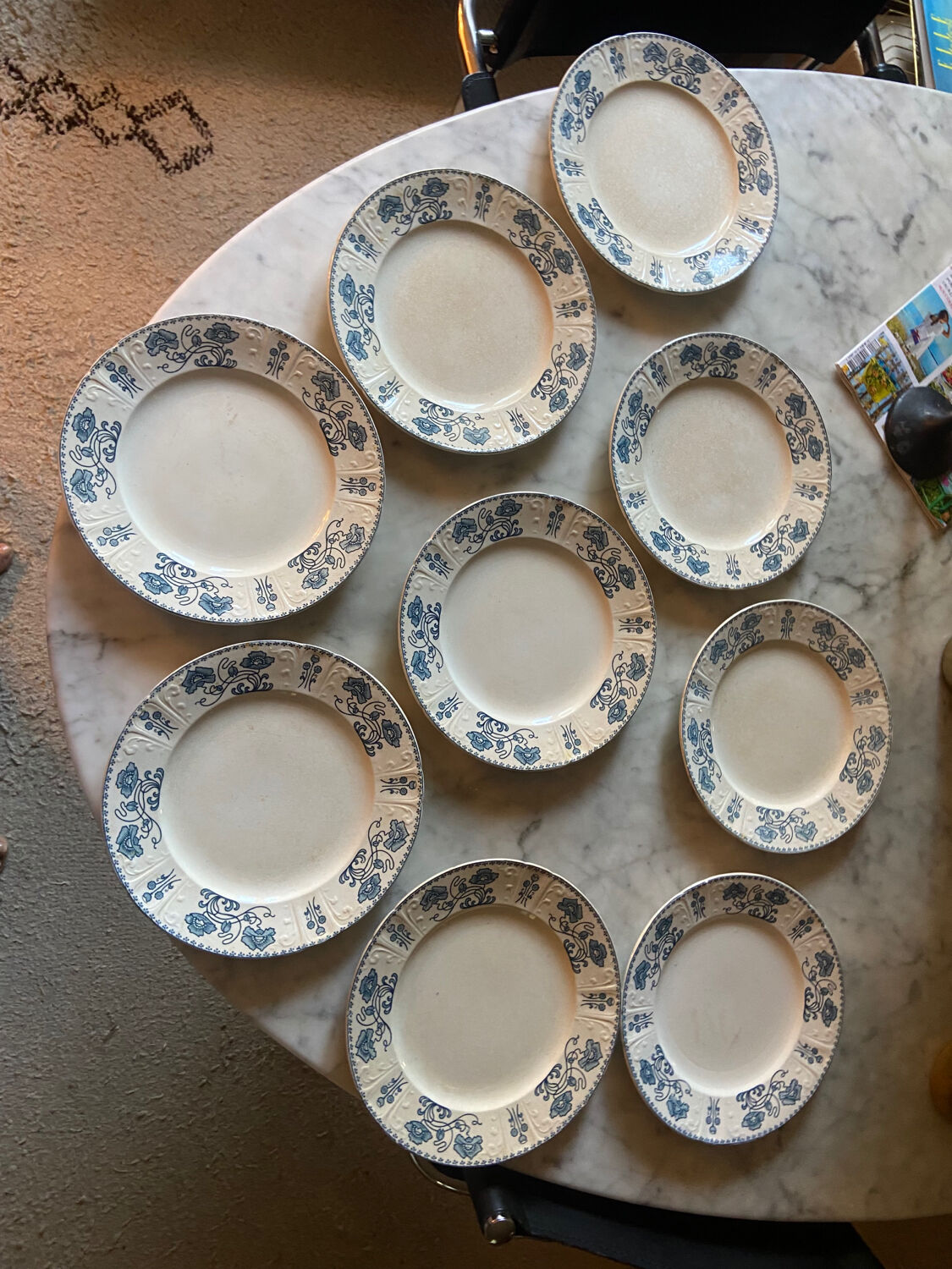 Series of 9 plates Terre de fer Sarreguemines anciens