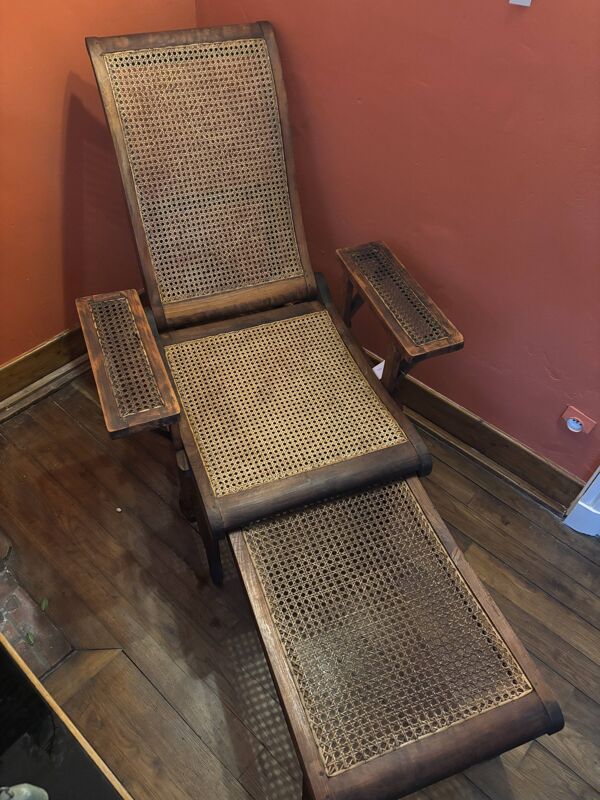 Chaise longue de paquebot, bain de soleil colonial
