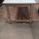 Farm table