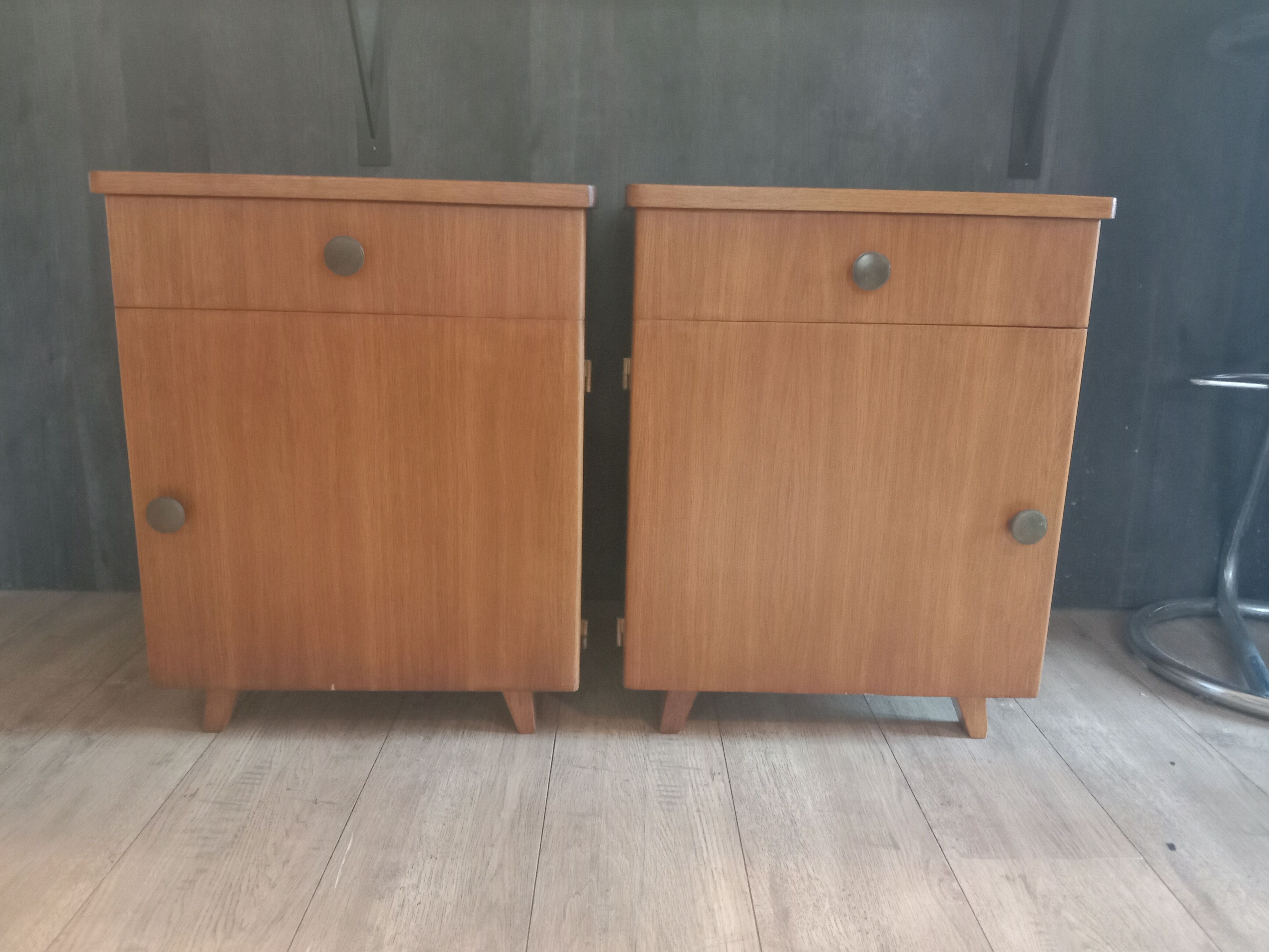 Pair of bedside feet compass