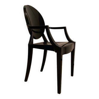 Fauteuil louis ghost Kartell designer Philippe starck