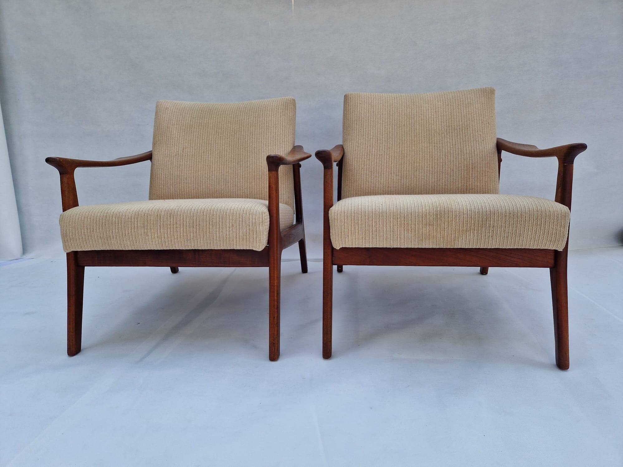 Fauteuils danois des années 1960