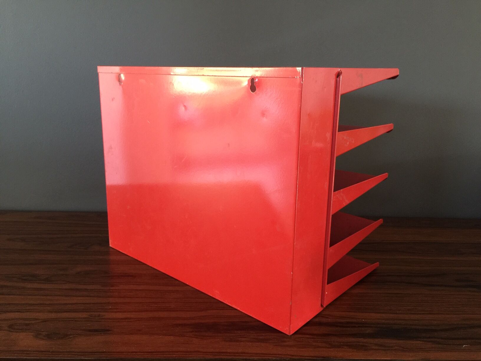 Red vintage vintage metal sorter